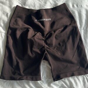Alphalete amplify shorts
